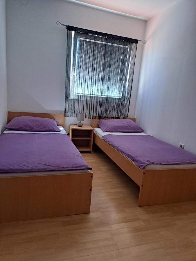 Apartmani Postonjski Привлака Экстерьер фото